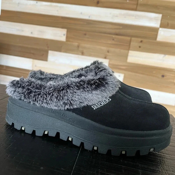 Skechers Shoes - Skechers Shindigs Fortress Chunky Clogs Black Faux Fur Suede Women Size 8.5